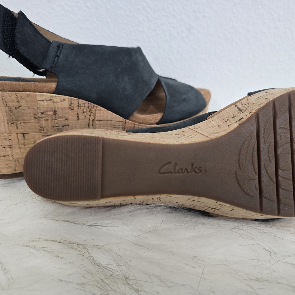 Clarks Artisan Wedge Sandals 8.5 - Picture 7 of 9